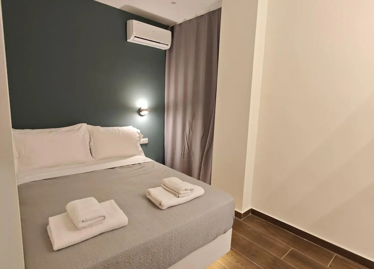 Be My Guest-Your Urban Stay Thessaloniki 0*,  Greece